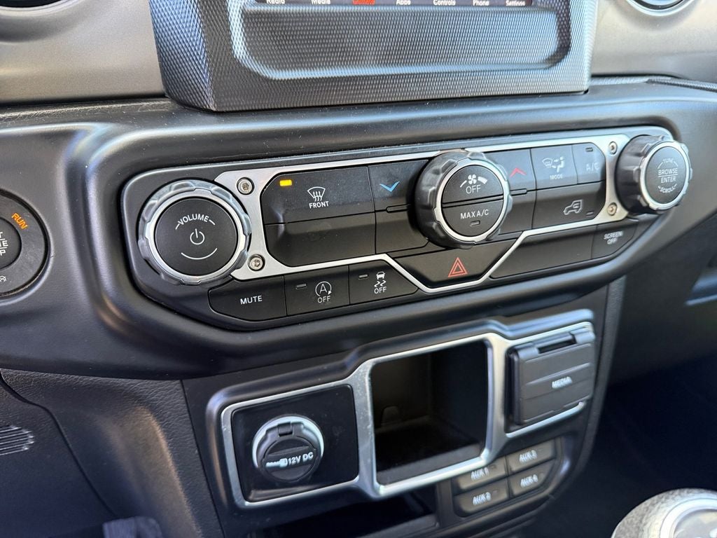 2022 Jeep Wrangler Willys