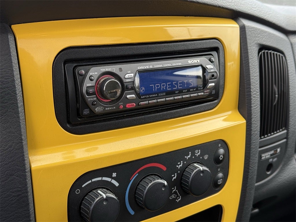 2004 Dodge Ram 1500 SLT