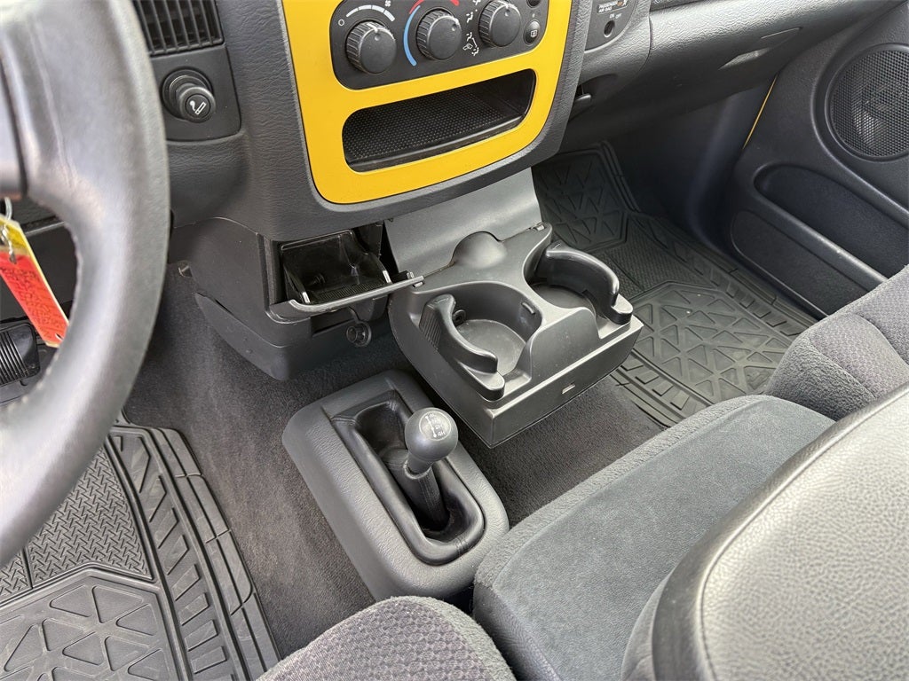 2004 Dodge Ram 1500 SLT