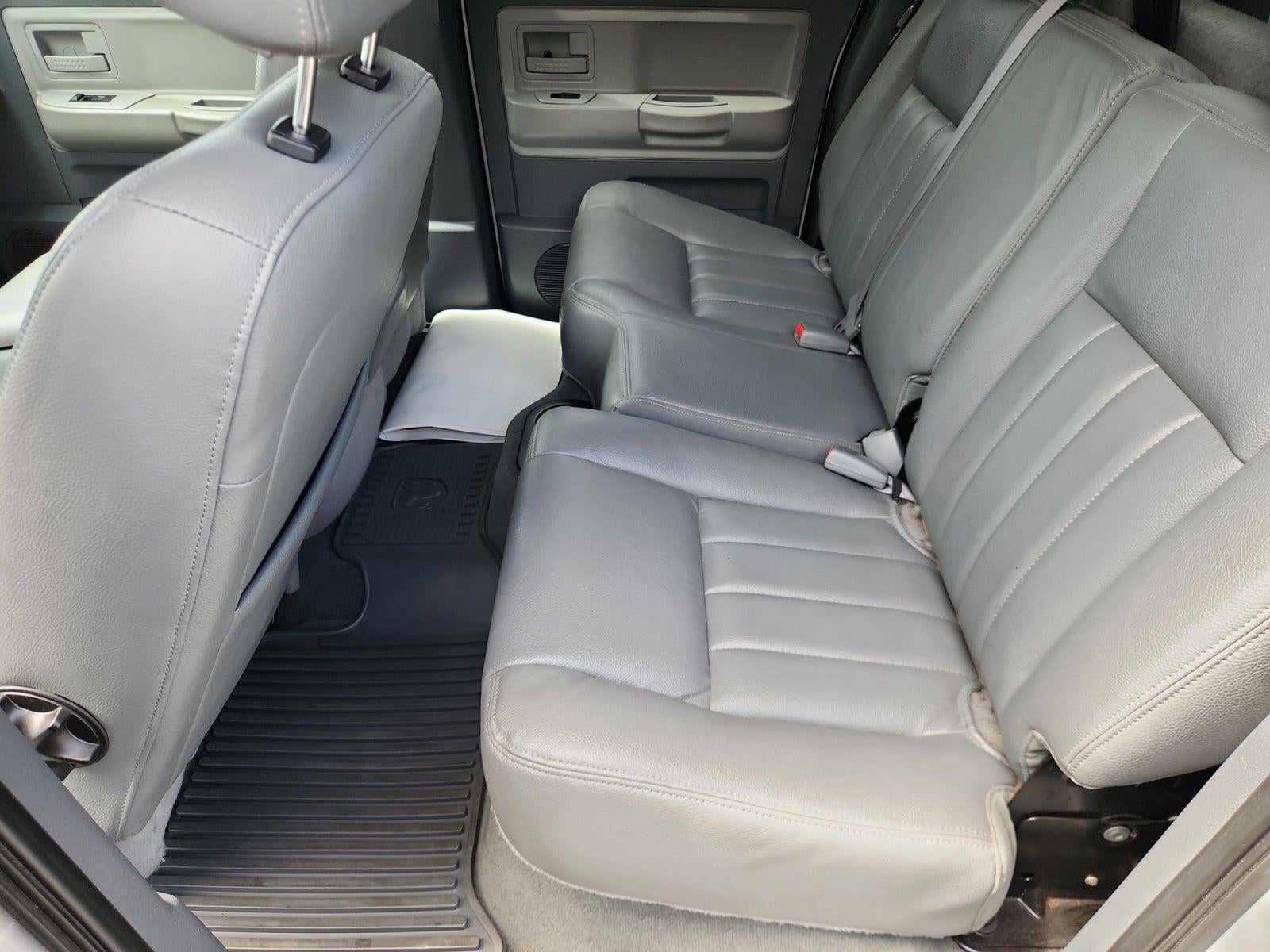 2005 Dodge Dakota SLT