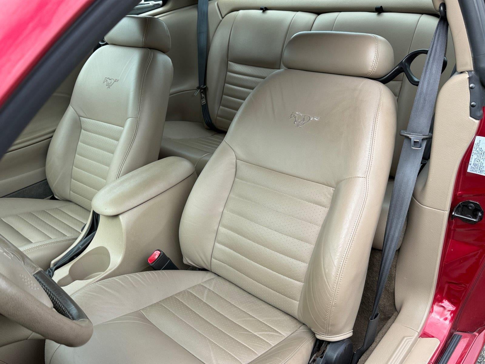 2003 Ford Mustang GT Deluxe