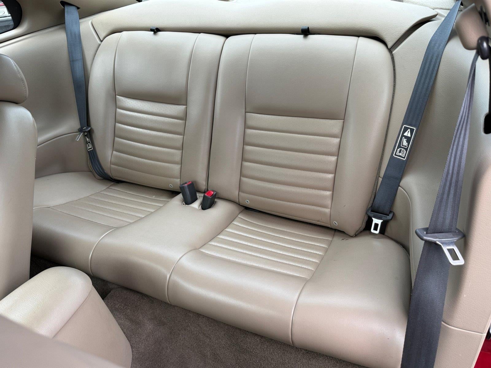 2003 Ford Mustang GT Deluxe