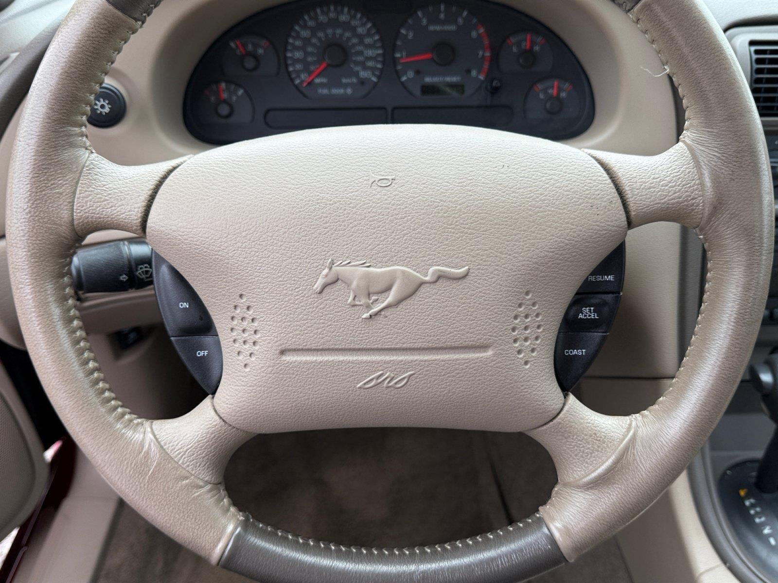 2003 Ford Mustang GT Deluxe