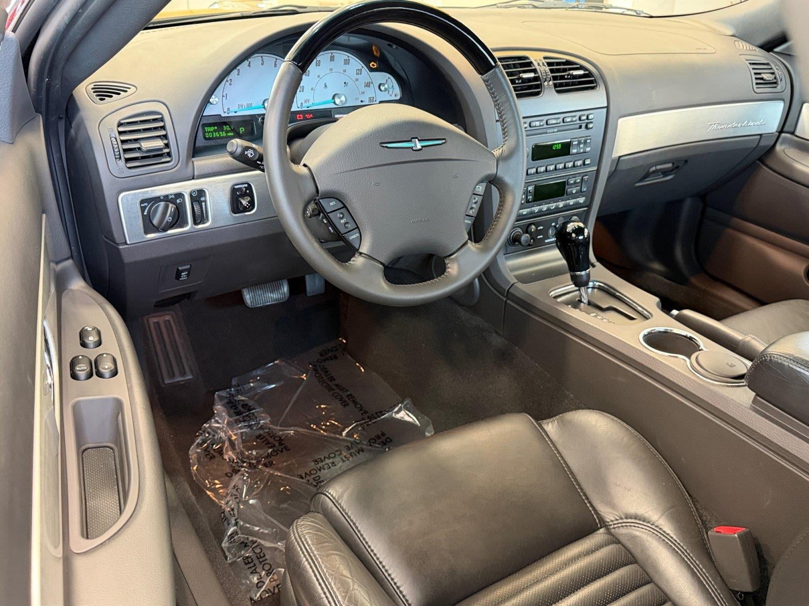 2002 Ford Thunderbird w/Hardtop Deluxe