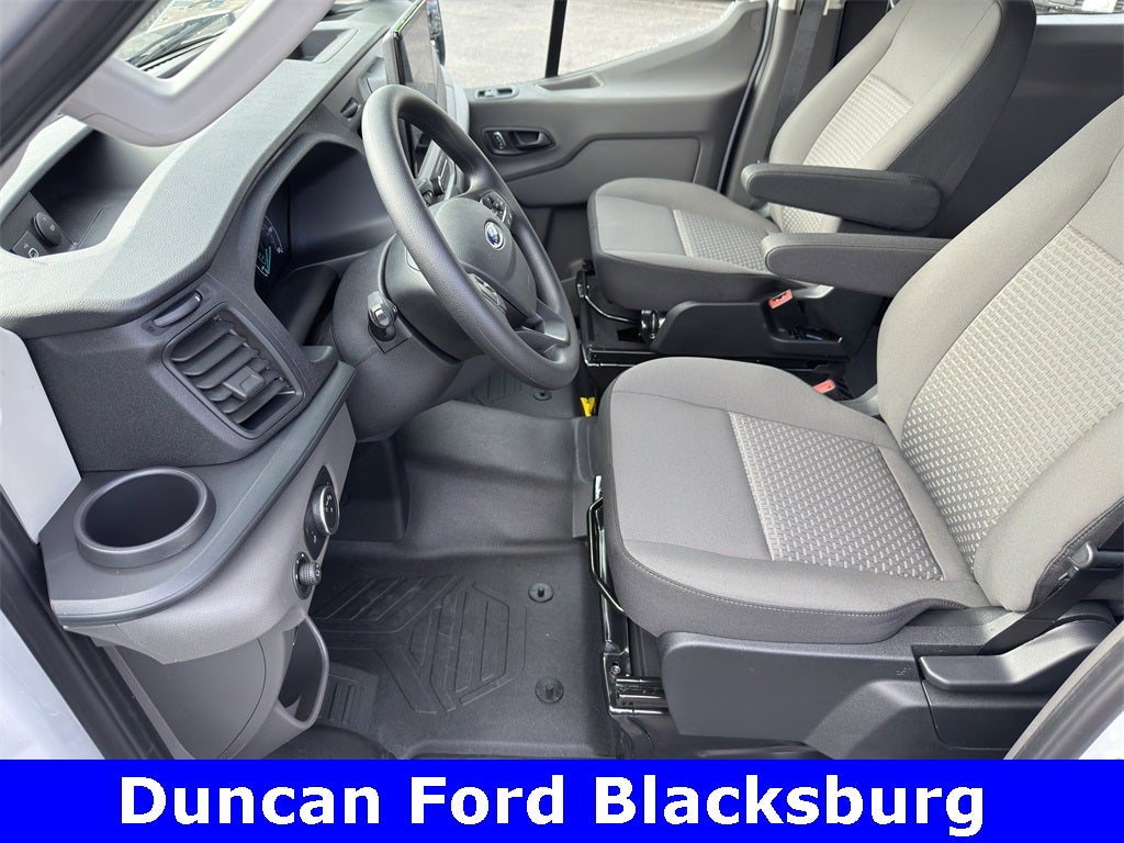 2025 Ford Transit-350 XL