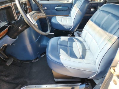 1988 Ford Club Wagon Base