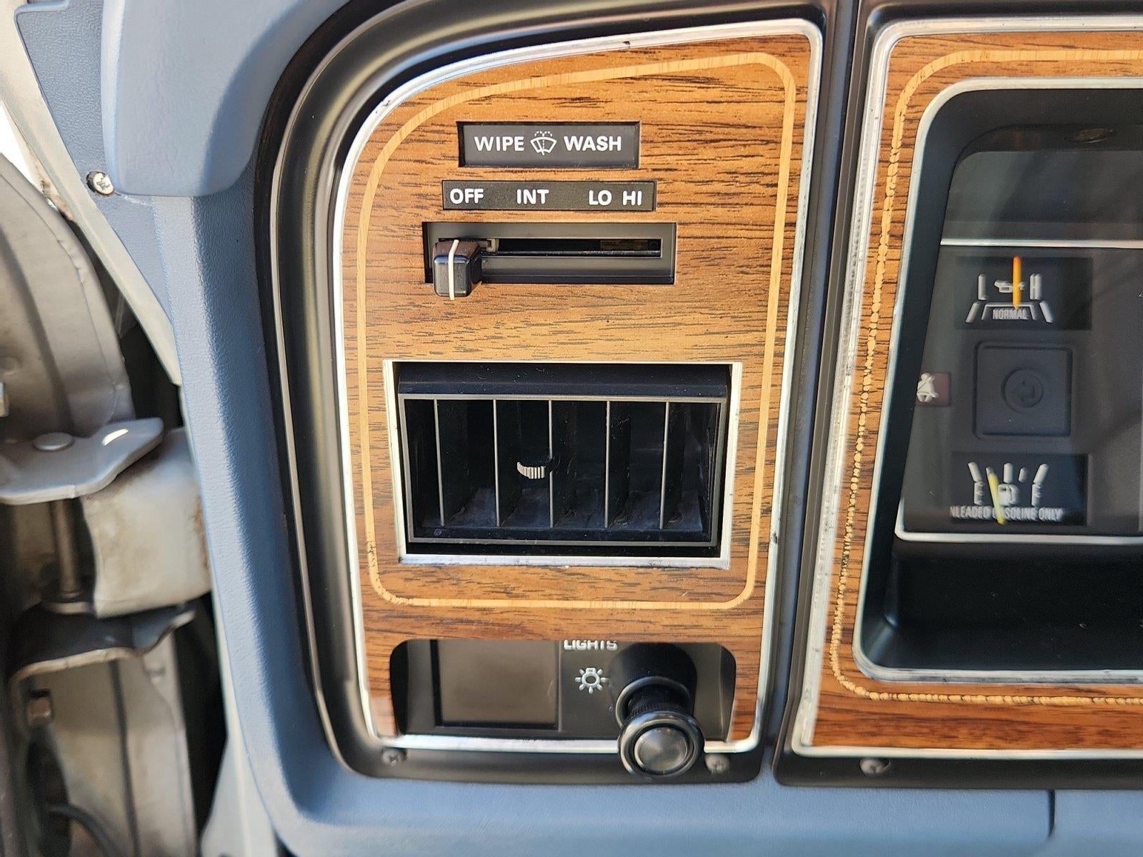 1988 Ford Club Wagon Base