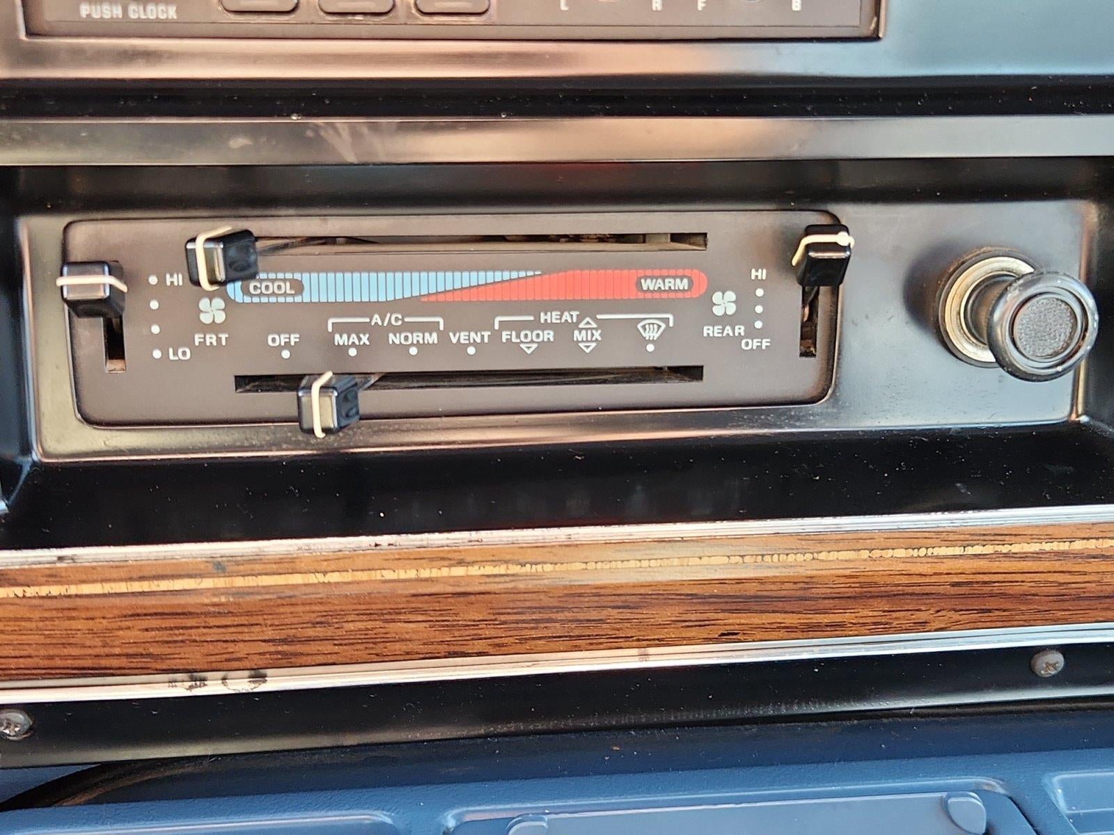 1988 Ford Club Wagon Base