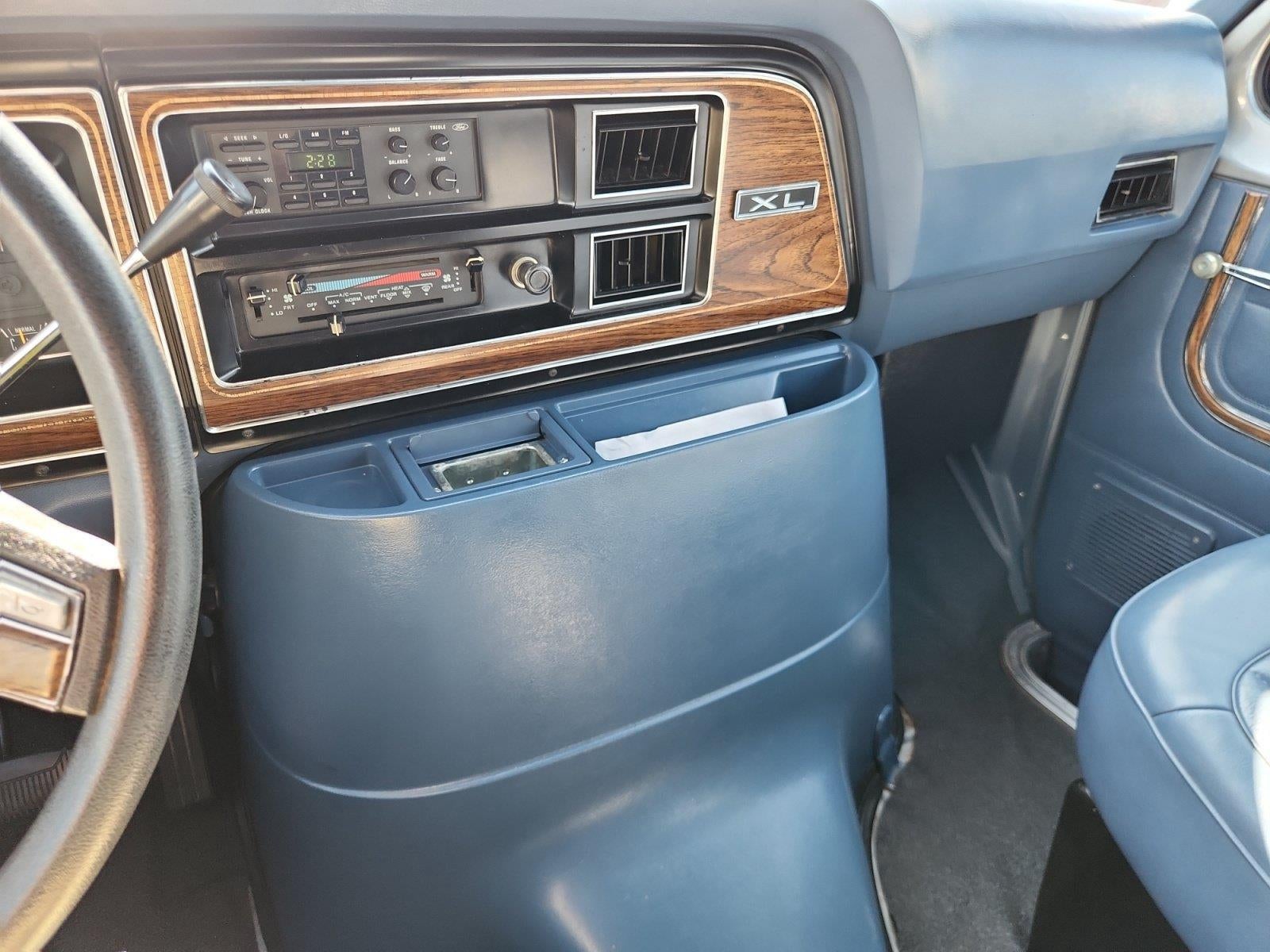 1988 Ford Club Wagon Base