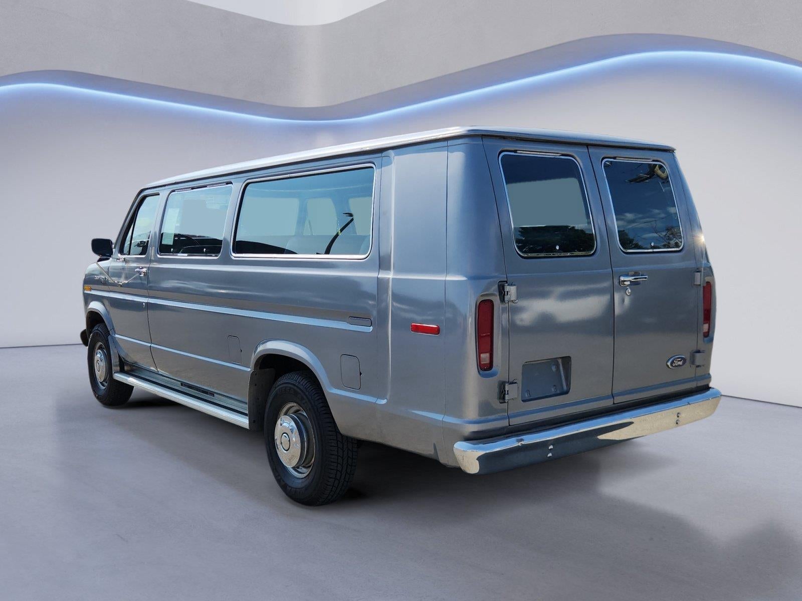 1988 Ford Club Wagon Base