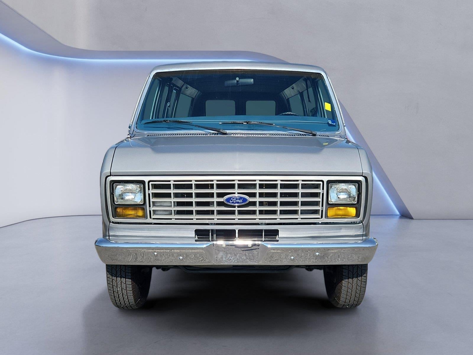 1988 Ford Club Wagon Base