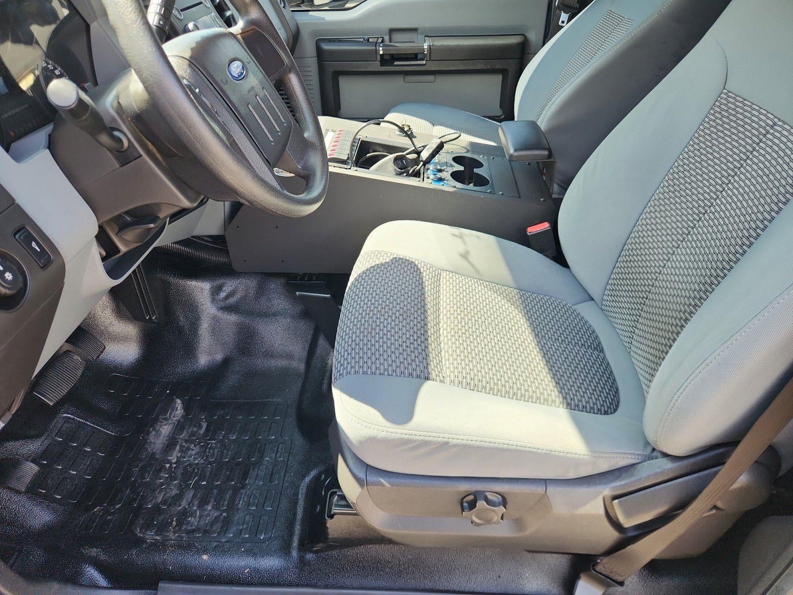 2013 Ford F450 Base