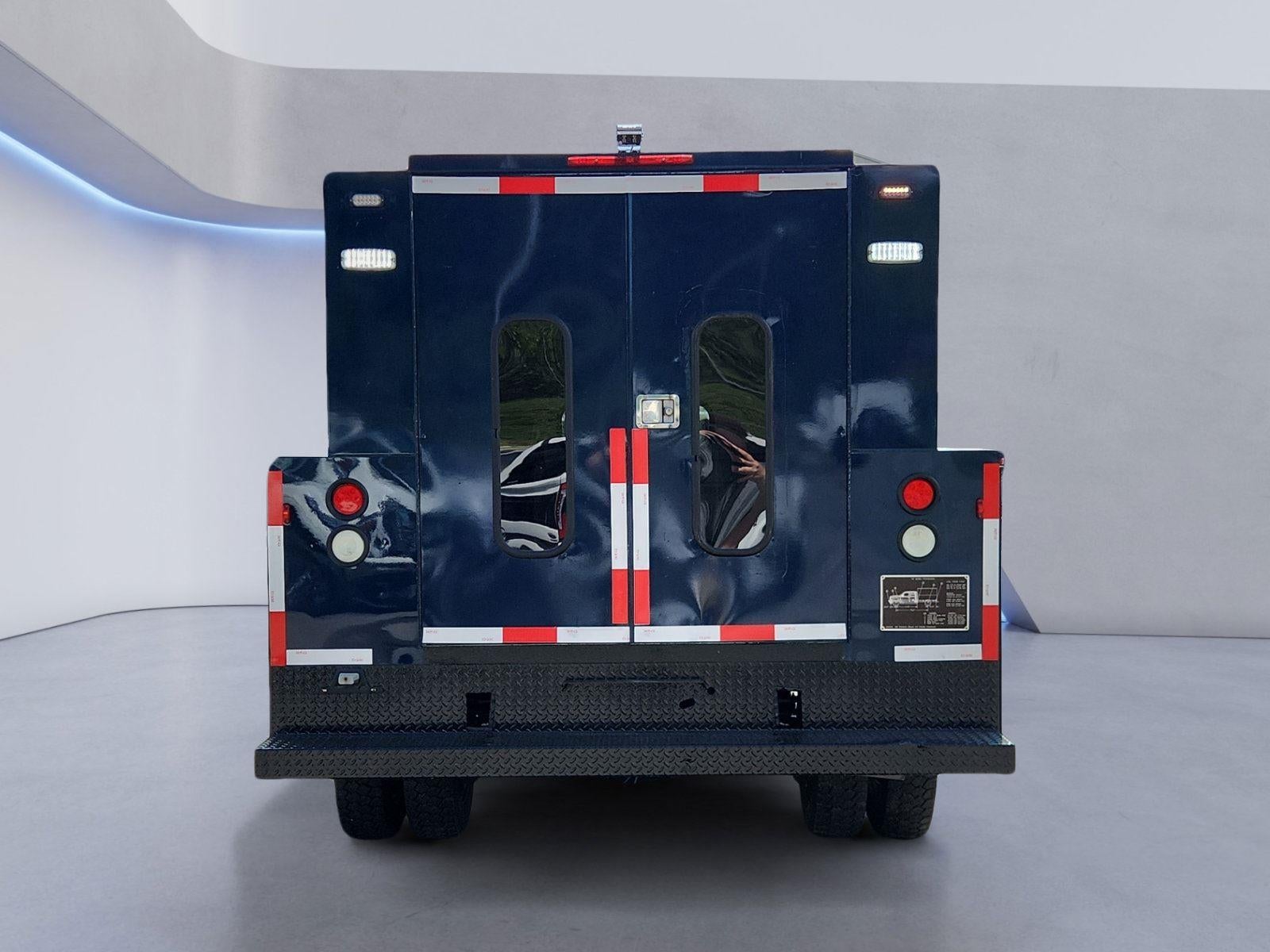 2013 Ford F450 Base