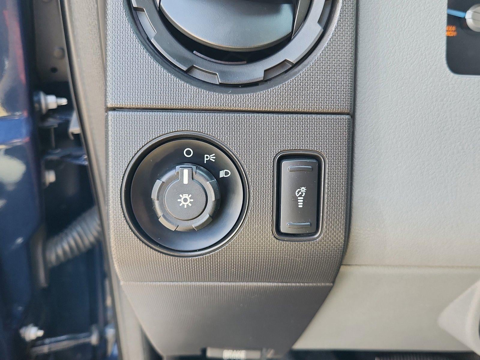 2013 Ford Super Duty F-450 DRW XL