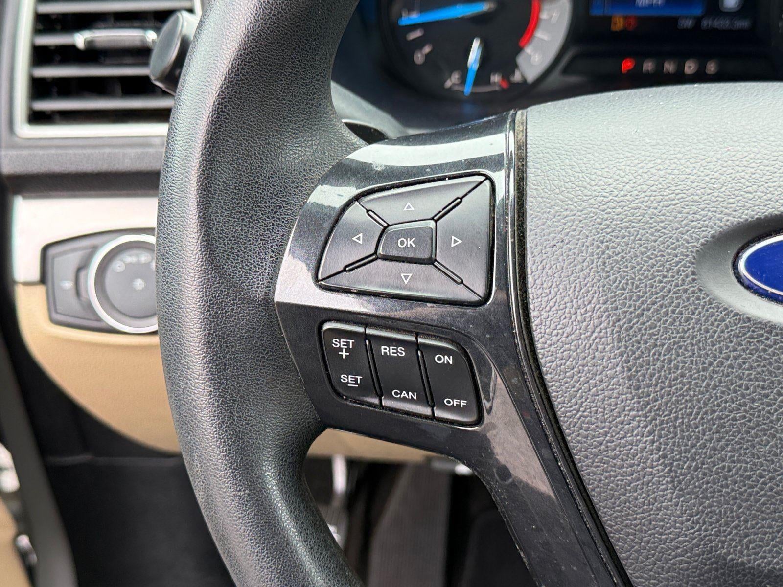 2017 Ford Explorer Base