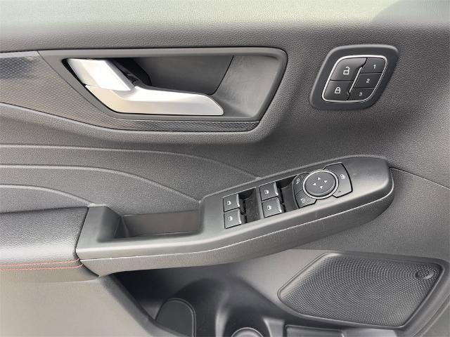 2024 Ford Escape Hybrid ST-Line Elite