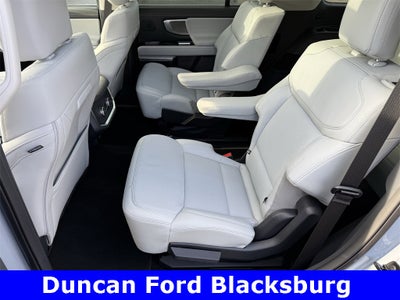 2025 Ford Expedition Platinum