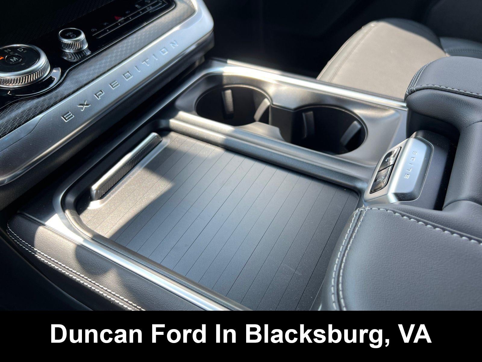 2026 Ford EXPEDITION Platinum®