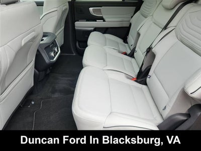 2027 Ford Expedition Platinum