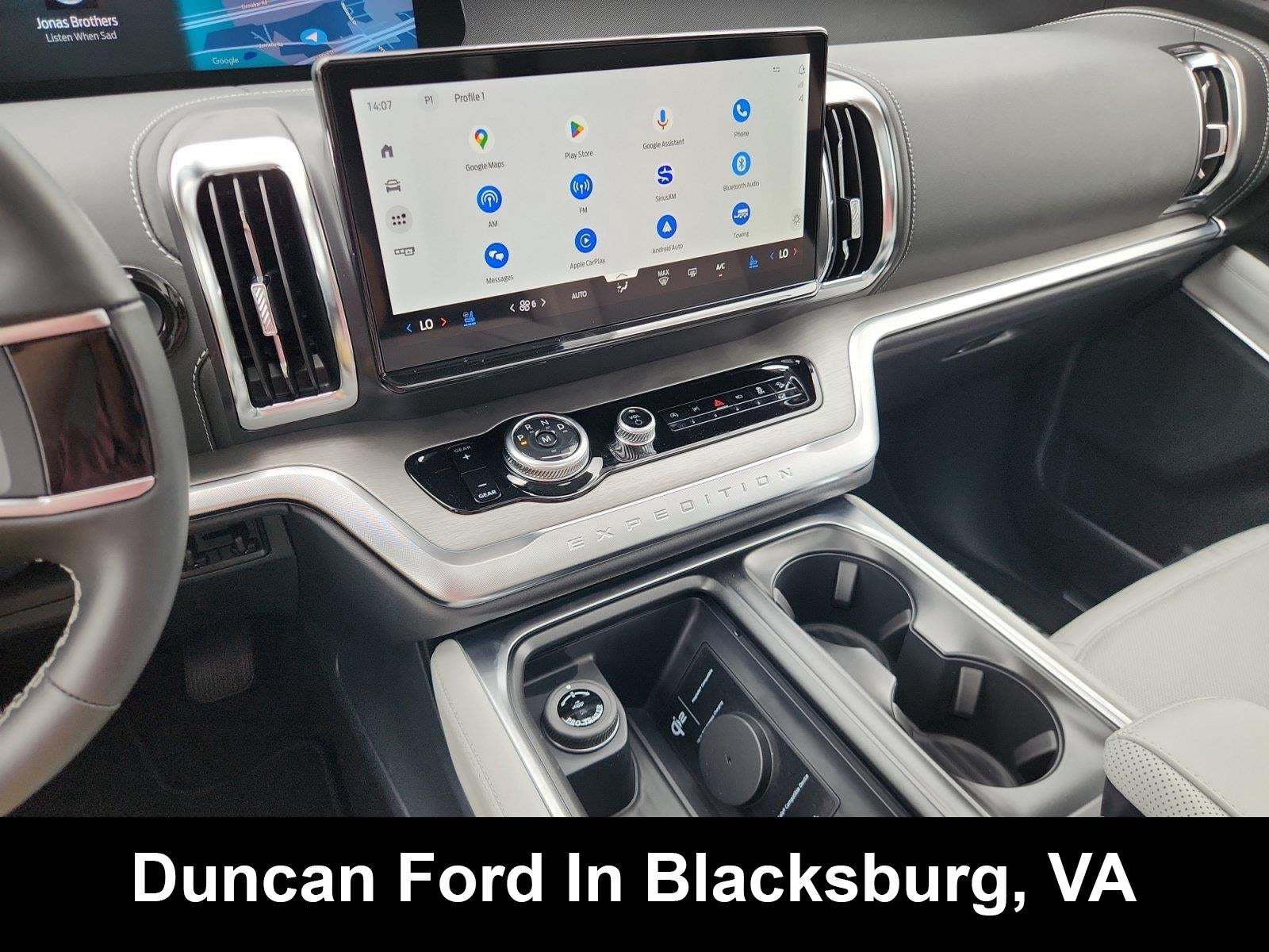 2027 Ford Expedition Platinum
