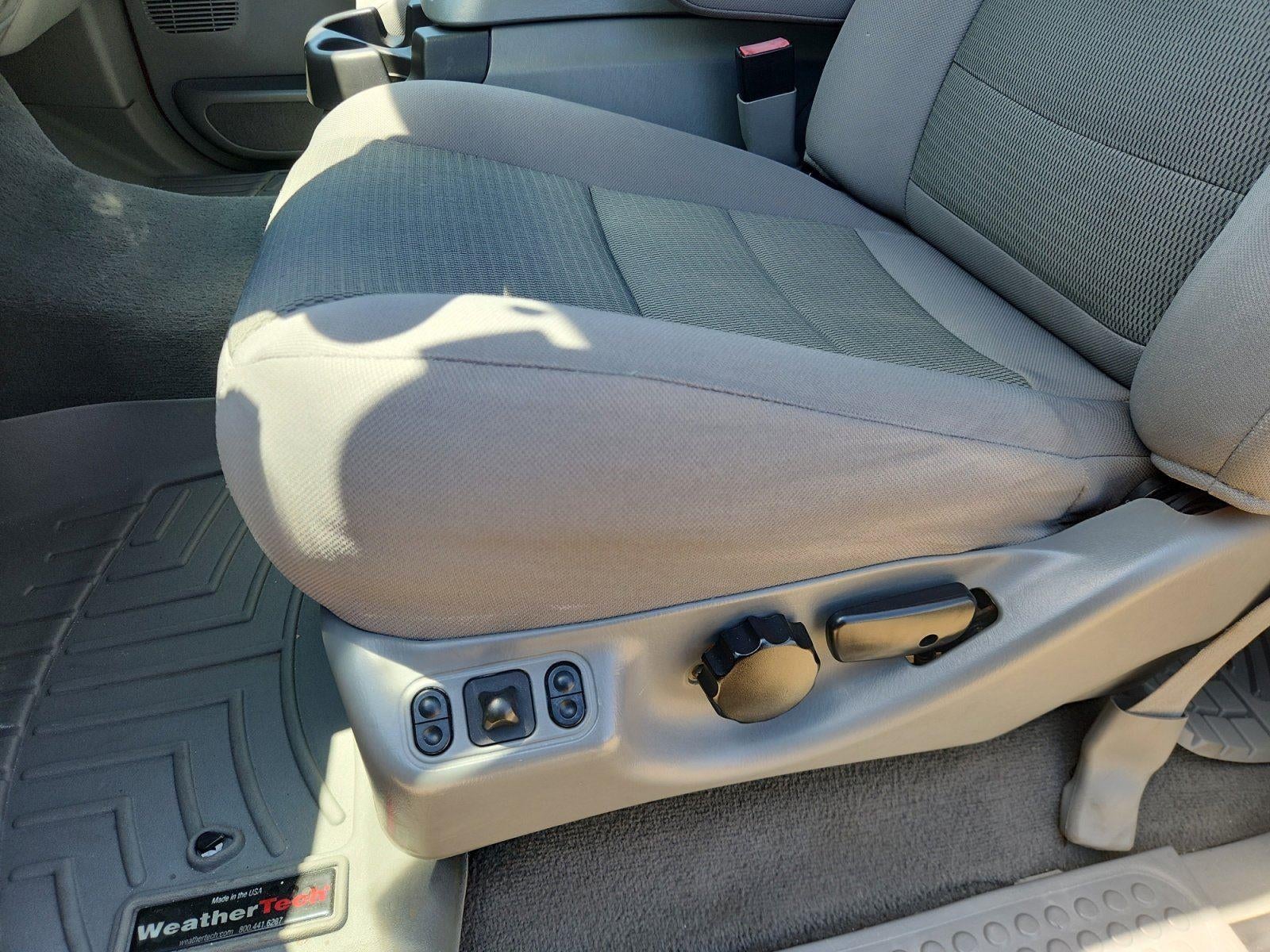 2005 Ford Excursion XLT