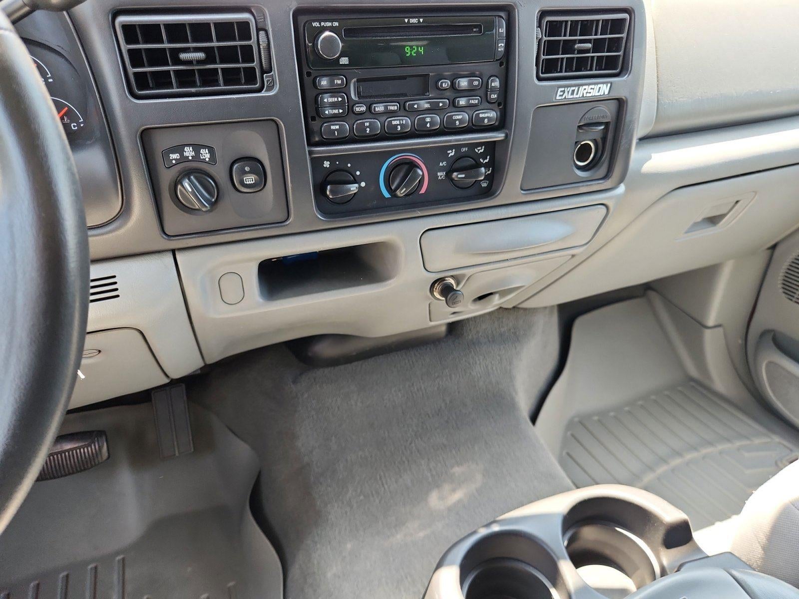 2005 Ford Excursion XLT