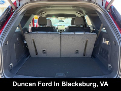 2027 Ford Explorer Active w/200A Pkg
