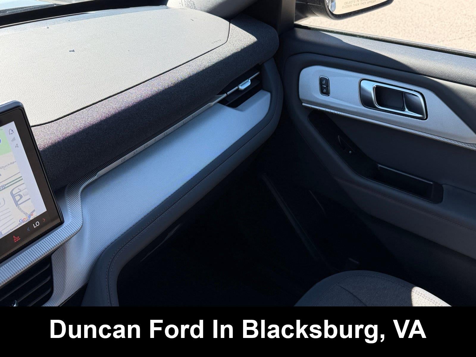2027 Ford Explorer Active w/200A Pkg