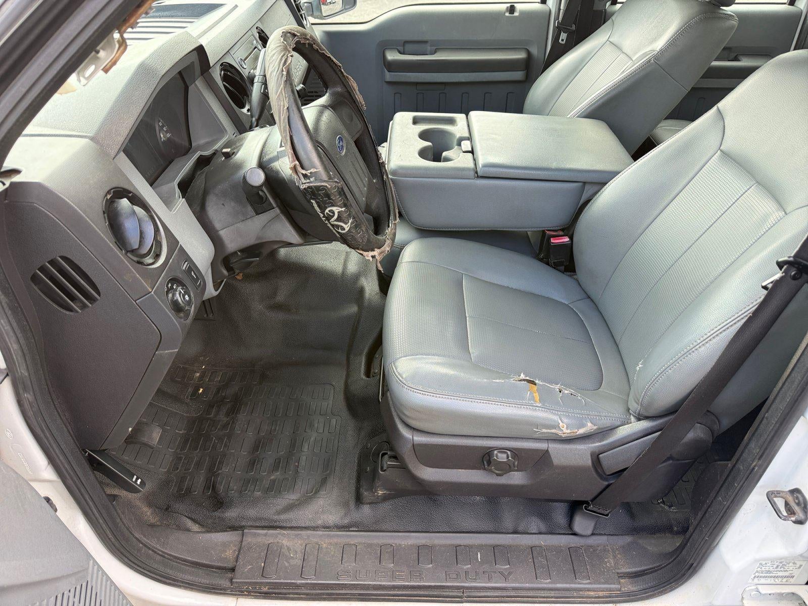 2011 Ford Super Duty F-350 Srw XL