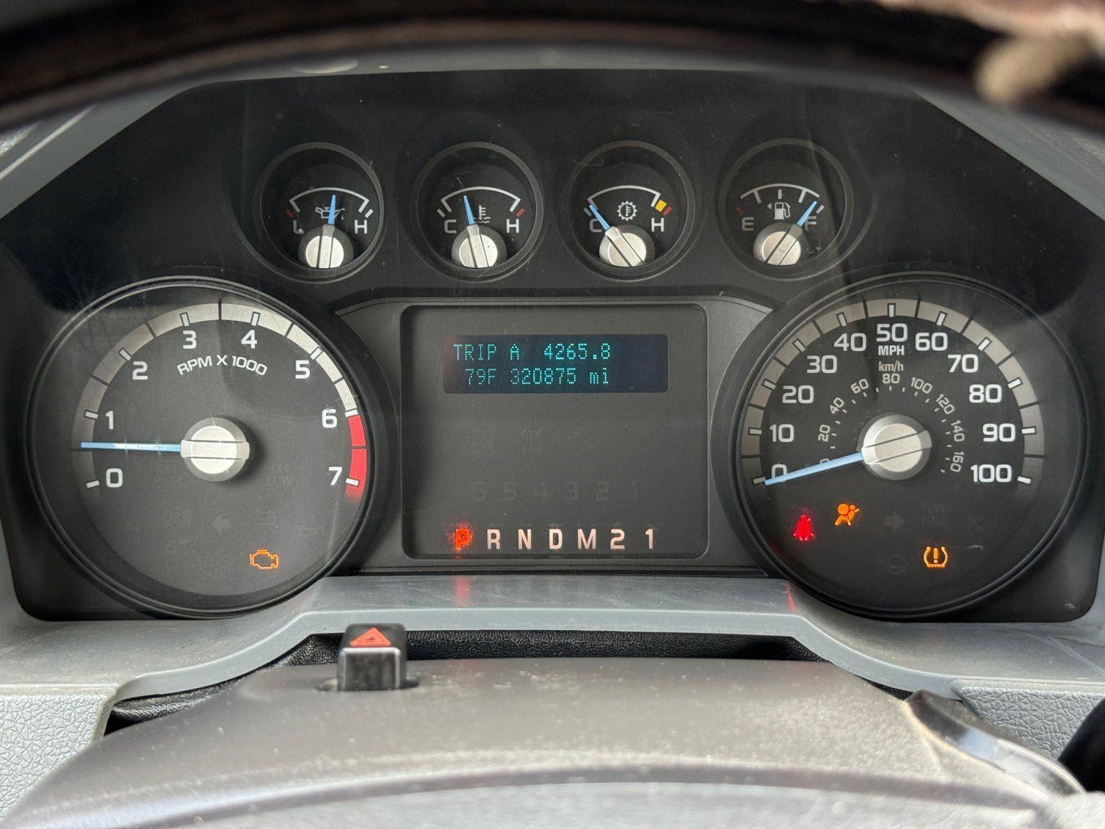 2011 Ford Super Duty F-350 Srw XL