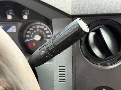 2011 Ford Super Duty F-350 Srw XL