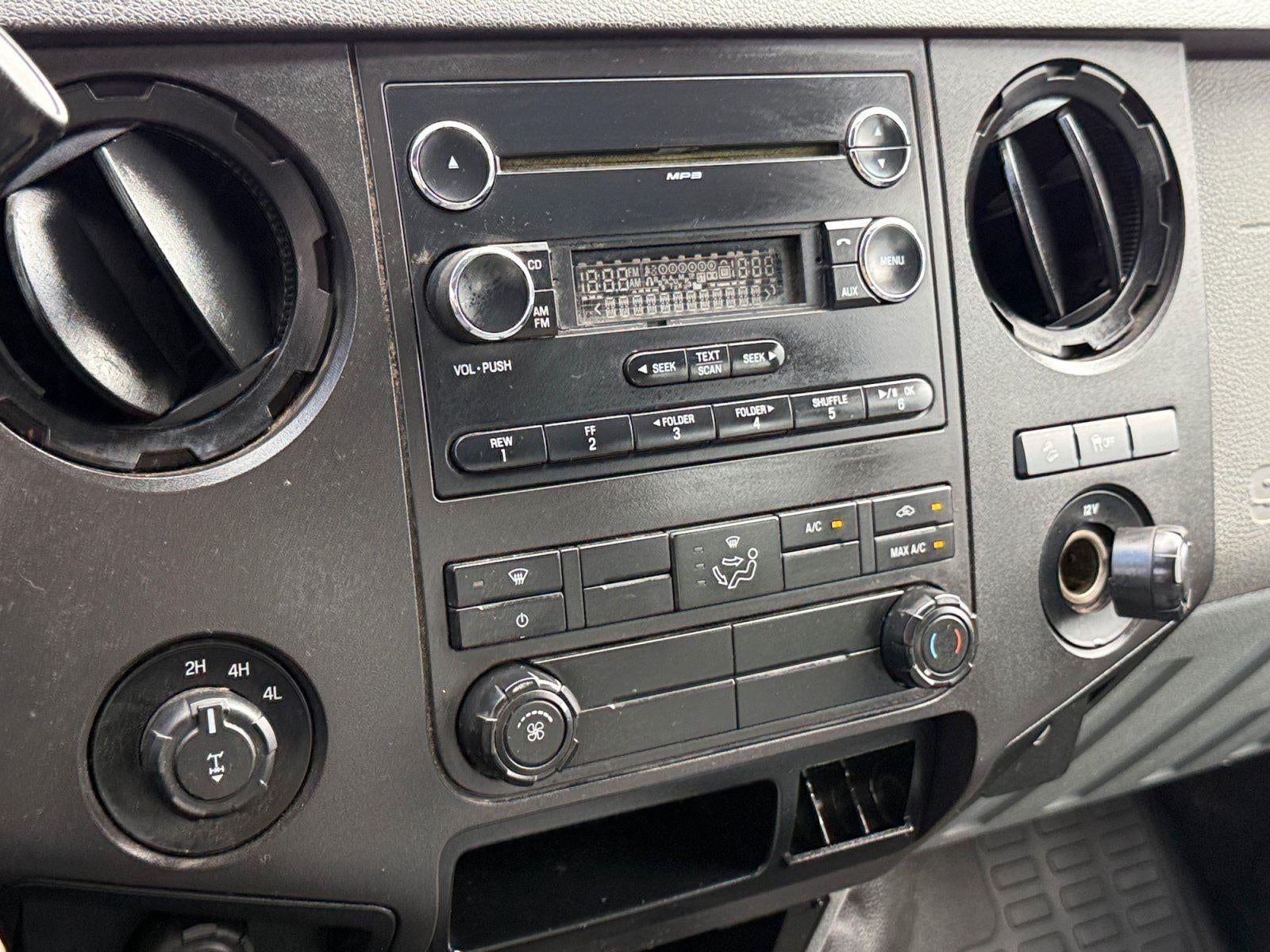 2011 Ford Super Duty F-350 Srw XL