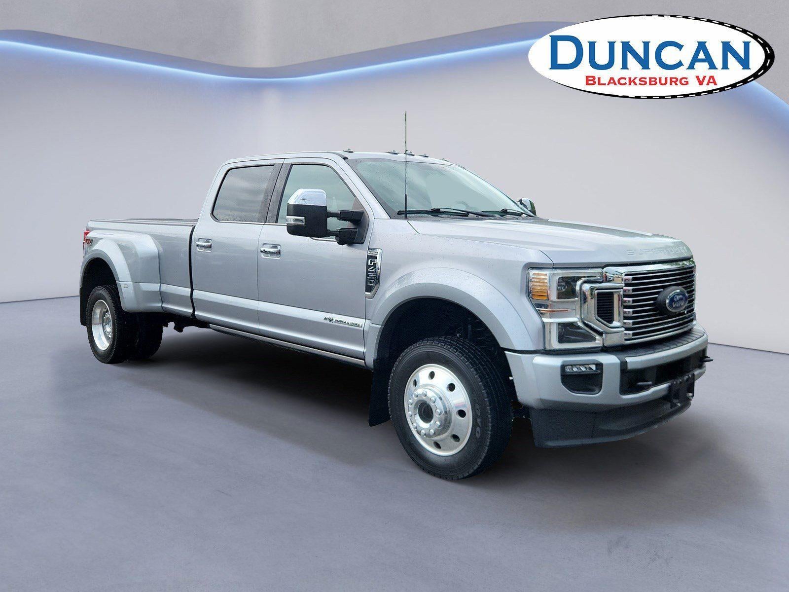 2022 Ford Super Duty F-450 DRW Platinum