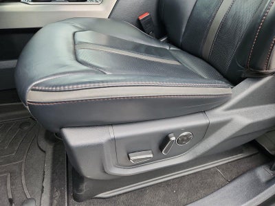 2022 Ford Super Duty F-450 DRW Platinum