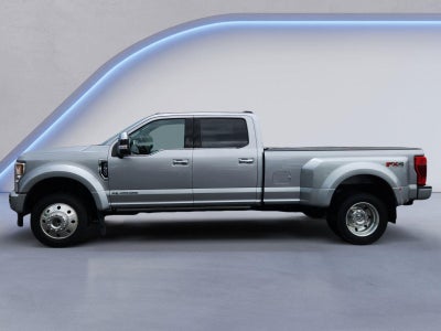 2022 Ford Super Duty F-450 DRW Platinum