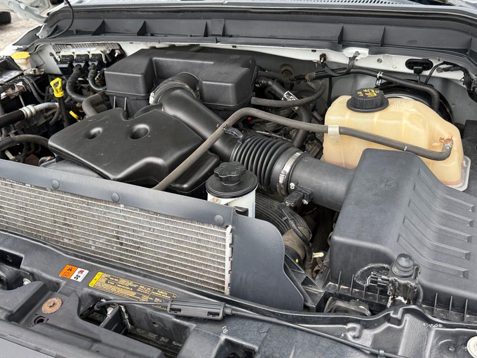 2011 Ford Super Duty F-350 SRW XL