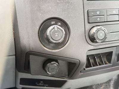 2011 Ford Super Duty F-350 SRW XL