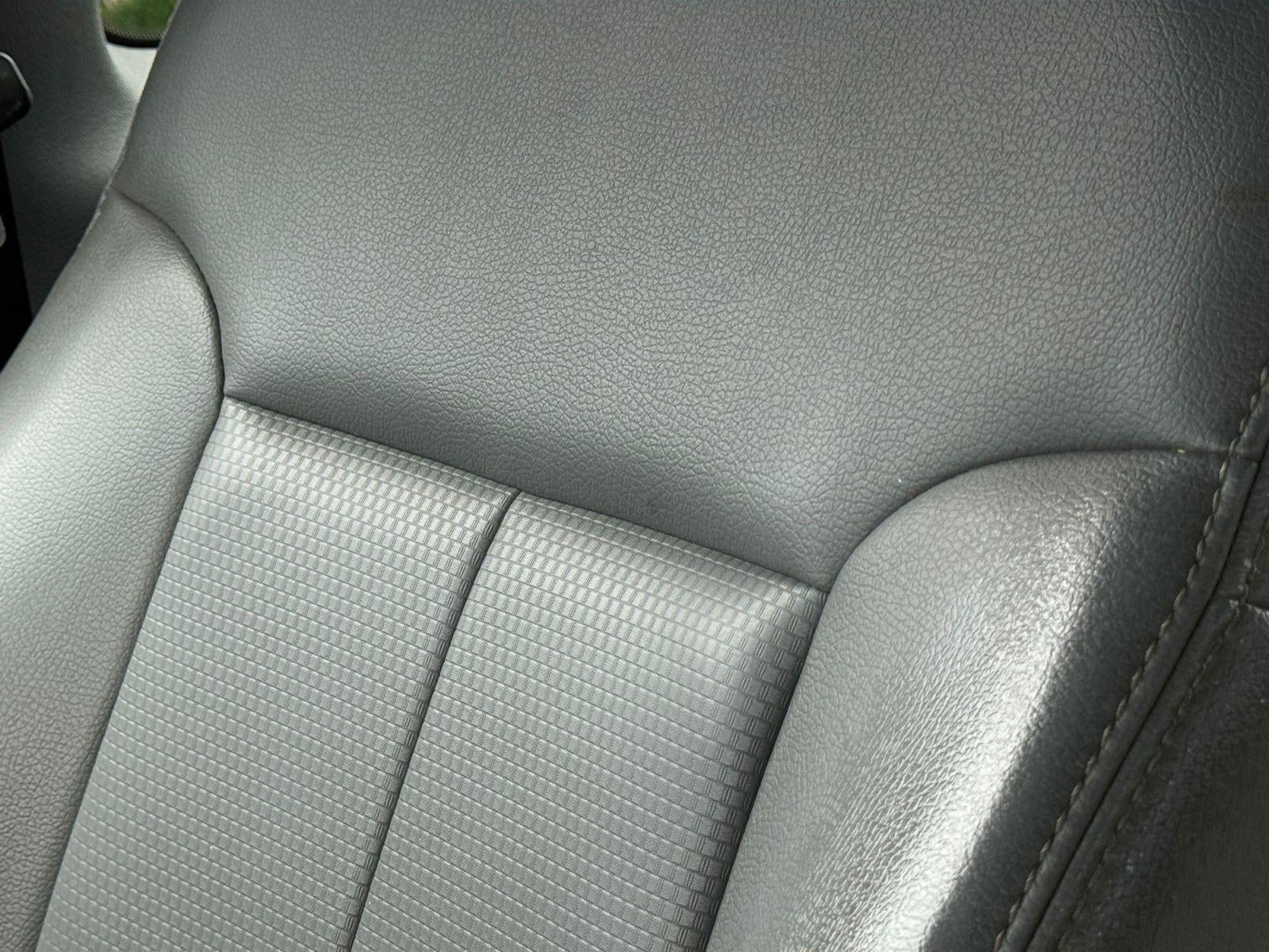 2011 Ford Super Duty F-350 SRW XL