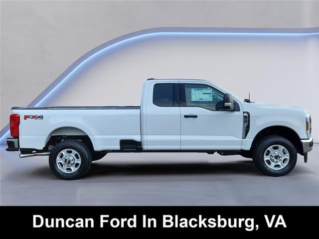 2026 Ford Super Duty F-350 Srw XLT