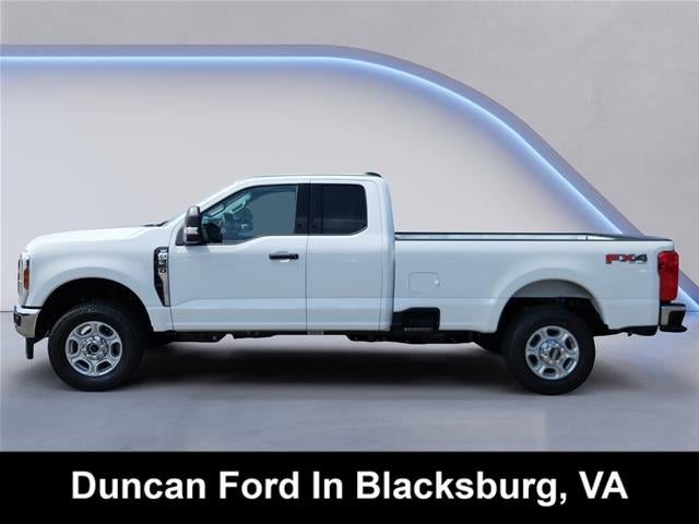 2026 Ford Super Duty F-350 Srw XLT