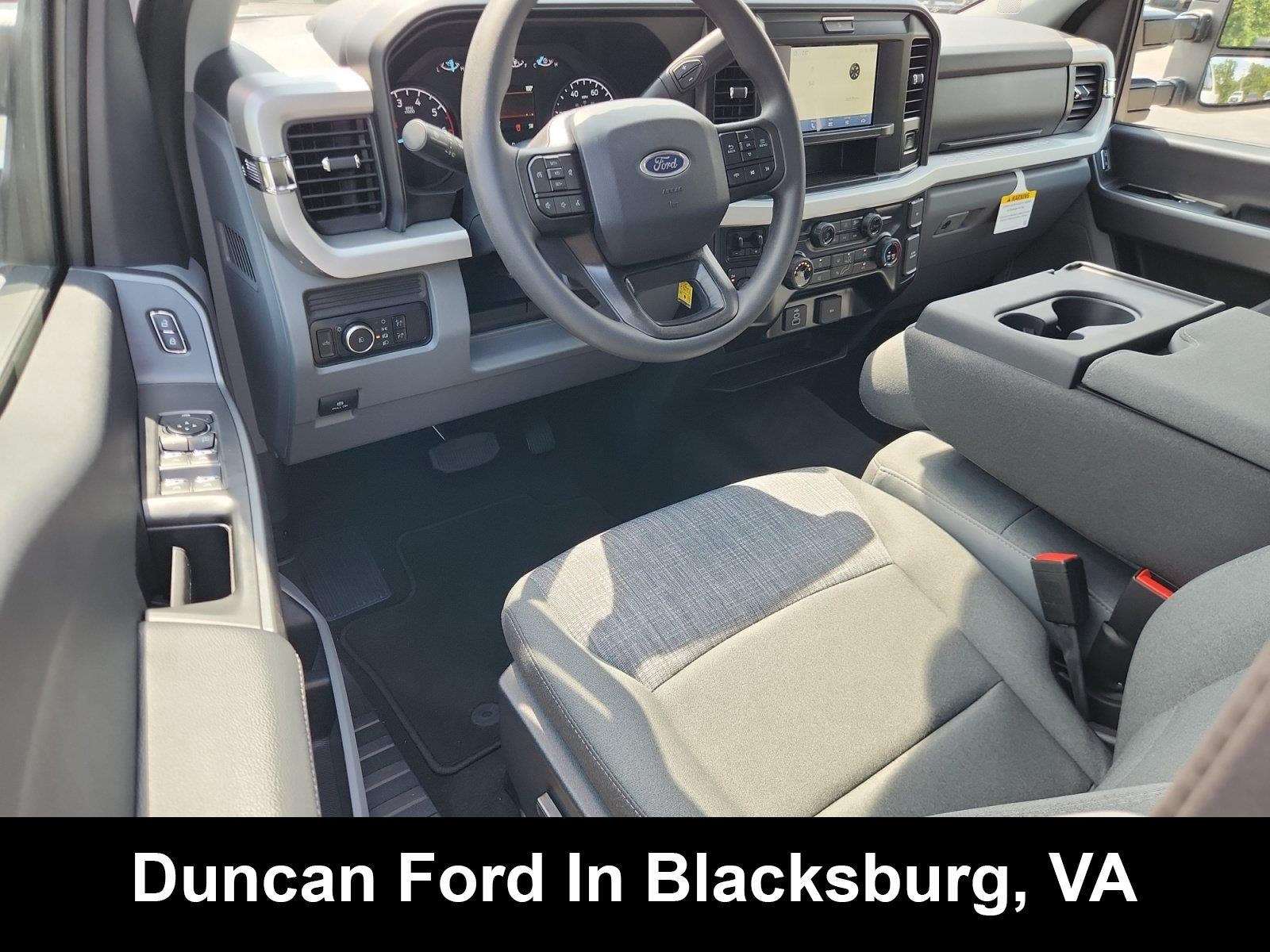 2026 Ford Super Duty F-350 Srw XLT