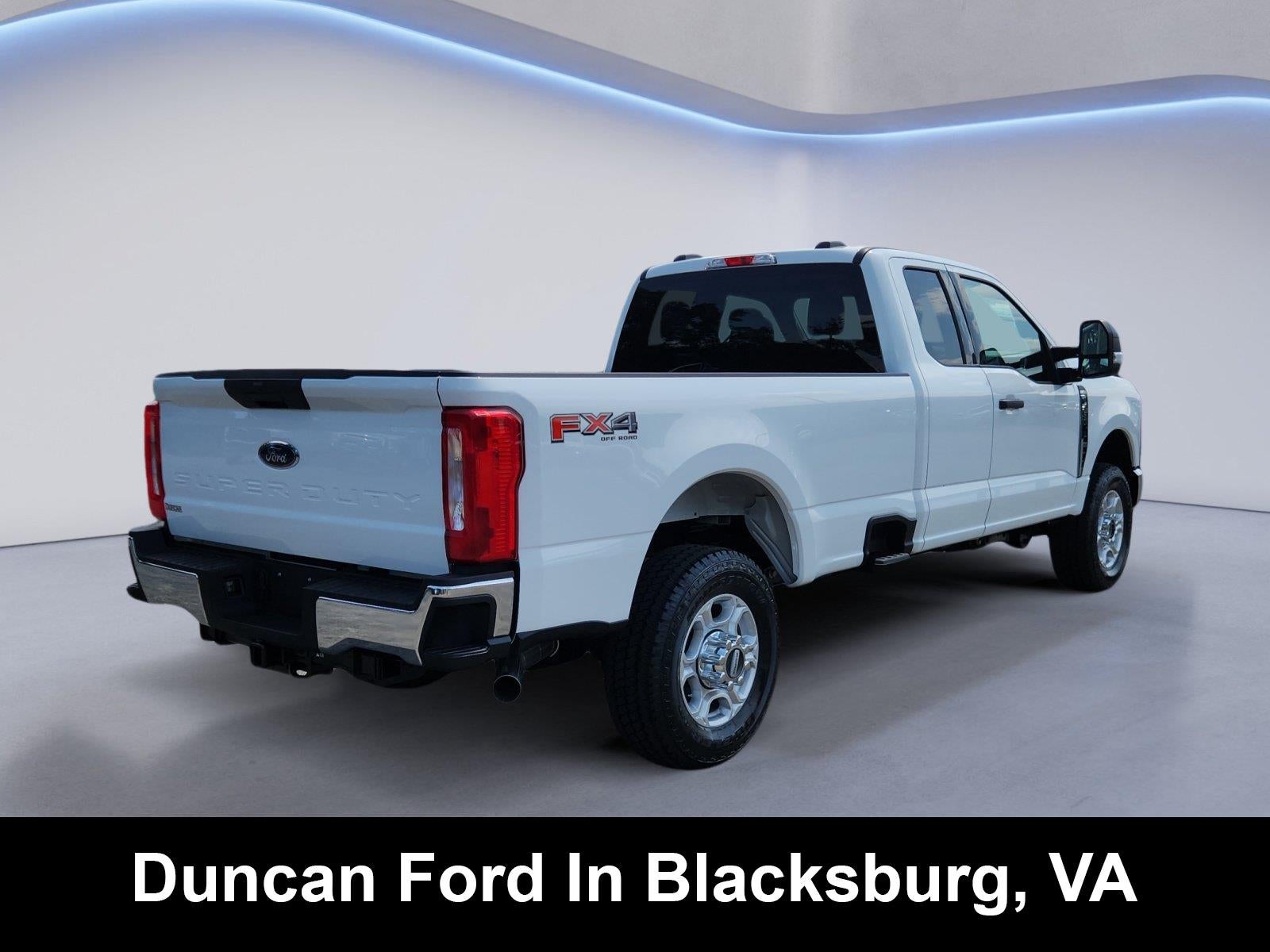 2026 Ford Super Duty F-350 Srw XLT