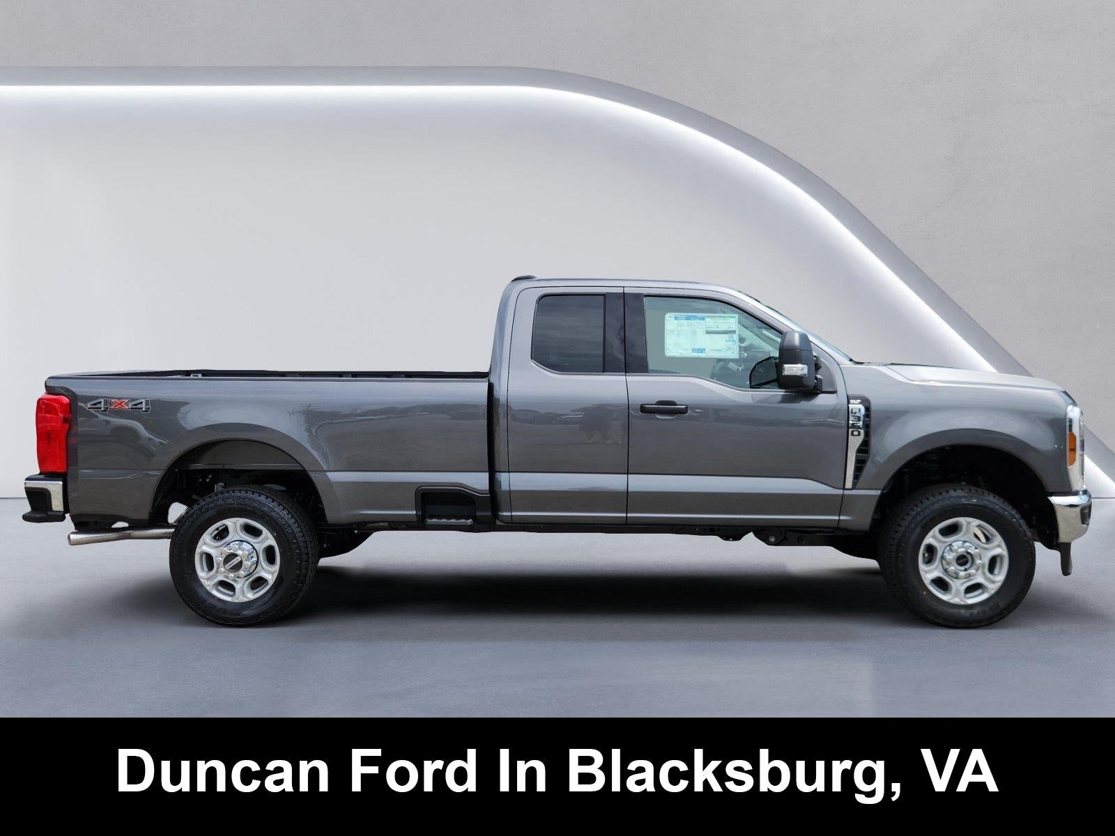 2026 Ford Super Duty F-350 Srw XLT