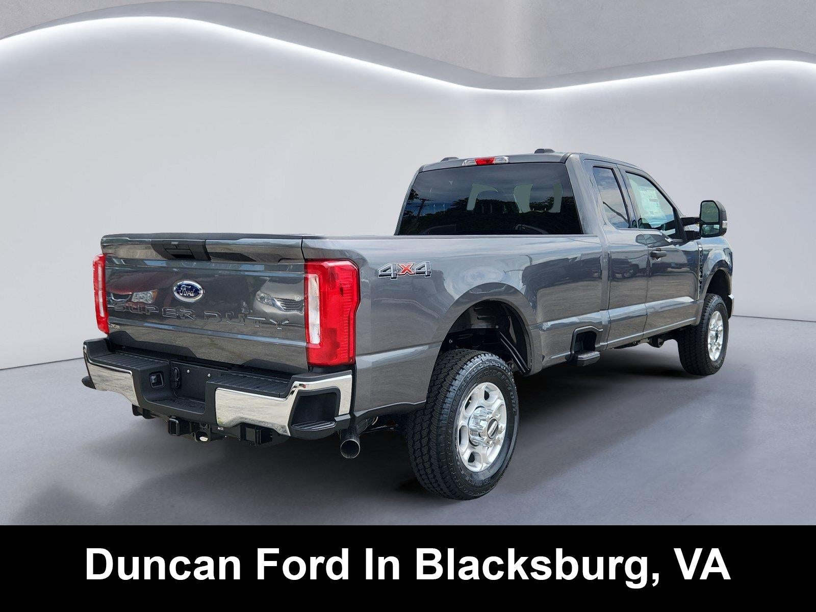 2026 Ford Super Duty F-350 Srw XLT