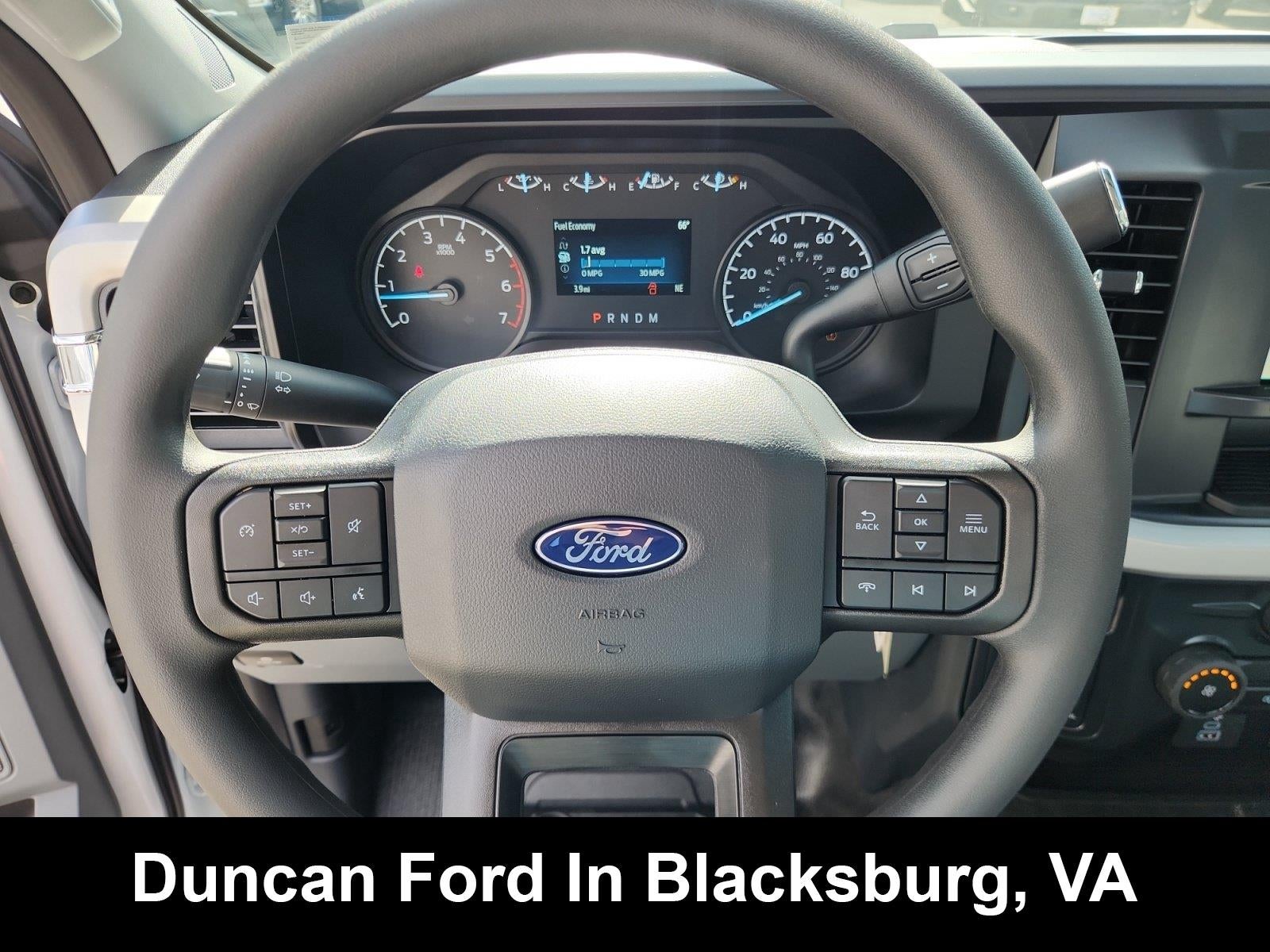 2027 Ford Super Duty F-250 SRW XL