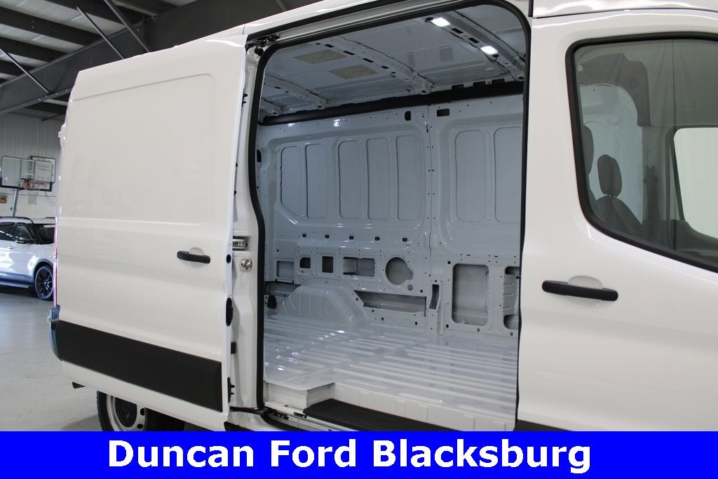 2025 Ford Transit-250 Base