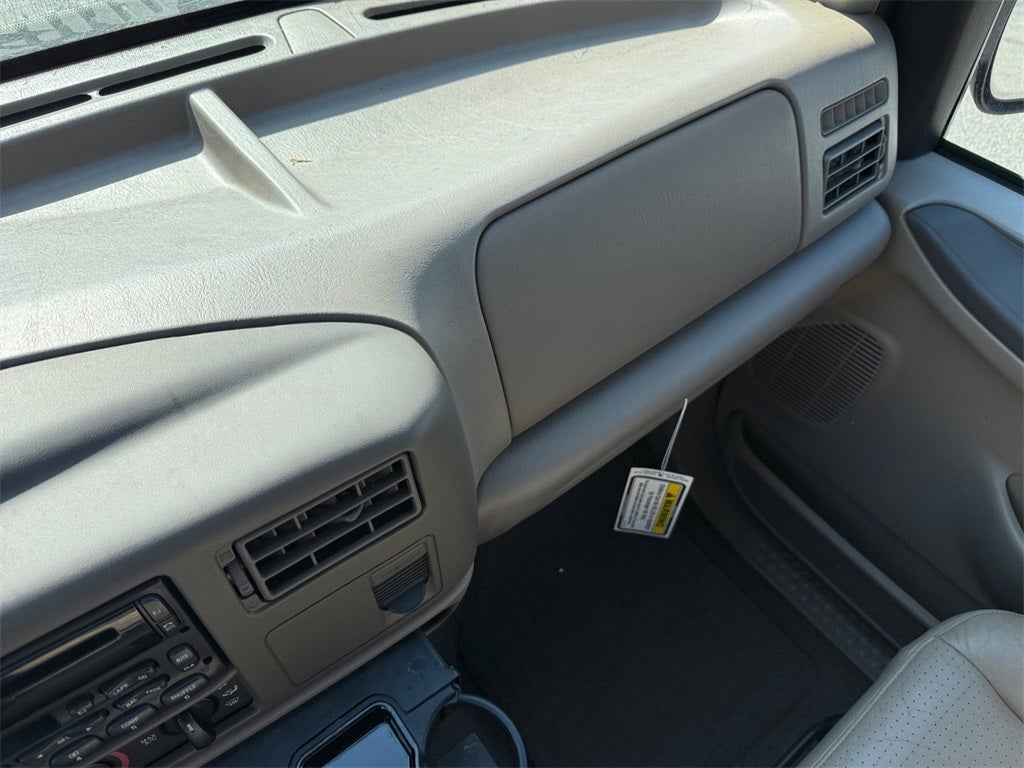 2001 Ford F-250SD Base