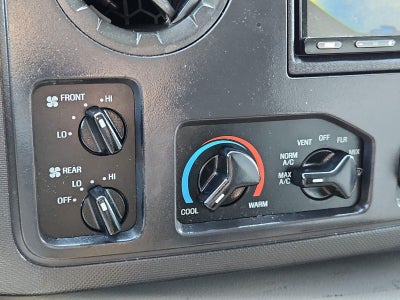 2011 Ford E-Series E-350 SD