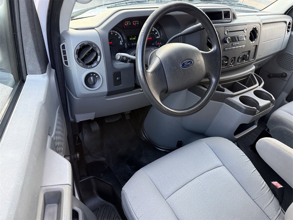 2014 Ford E-350SD Base