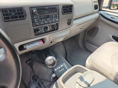 2000 Ford Super Duty F-350 DRW XLT